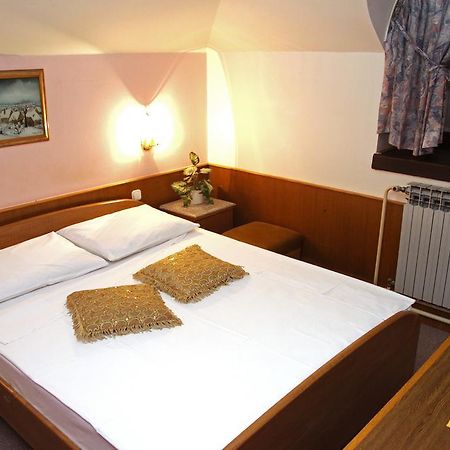 Guest House Royal Čakovec 外观 照片