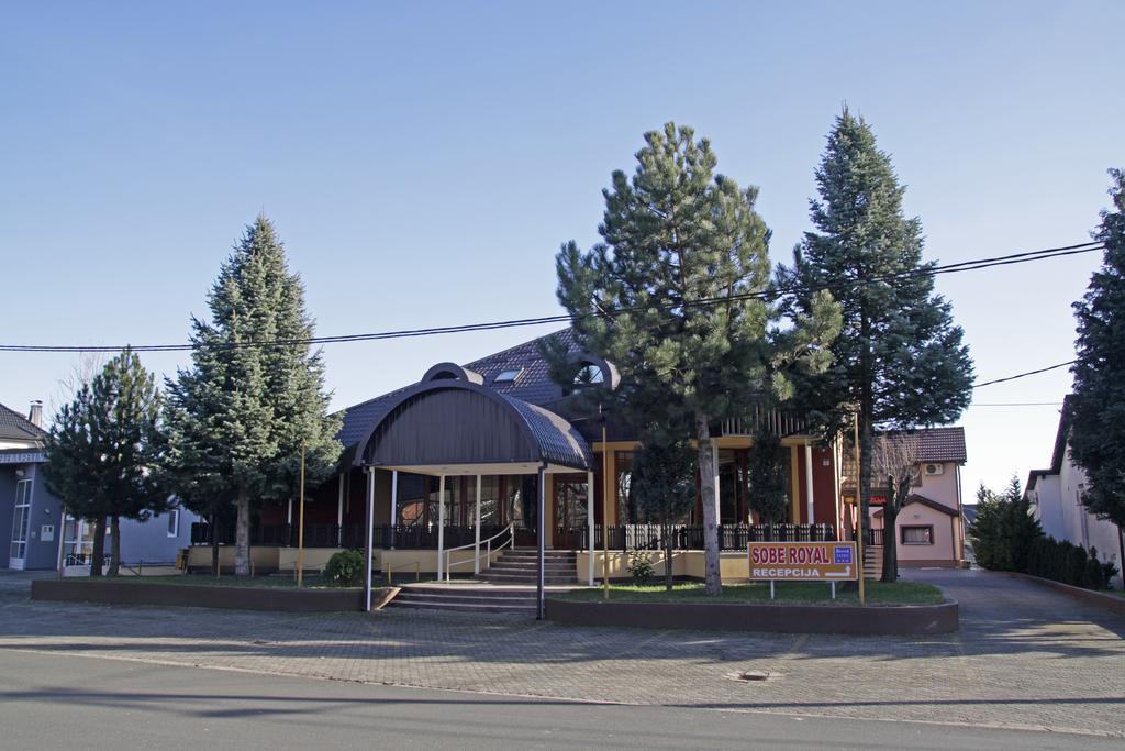 Guest House Royal Čakovec 外观 照片