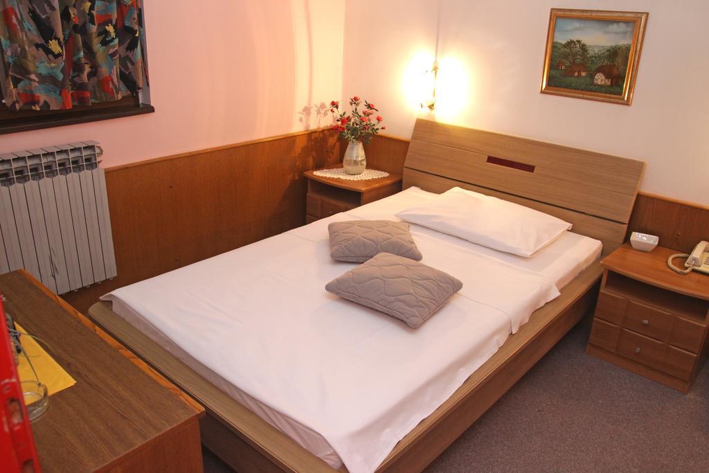 Guest House Royal Čakovec 外观 照片