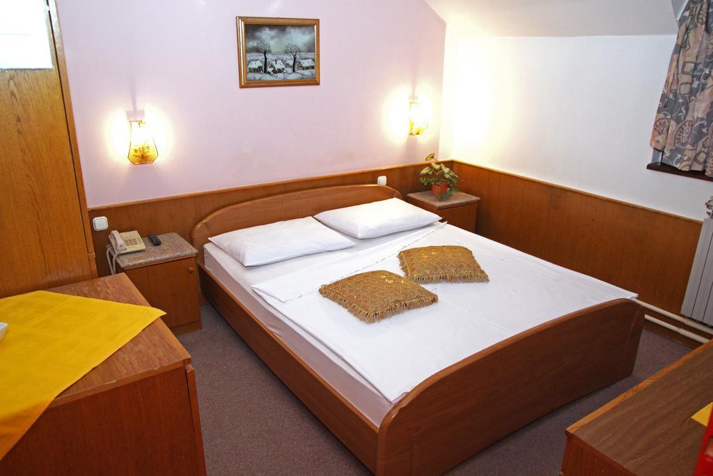 Guest House Royal Čakovec 外观 照片